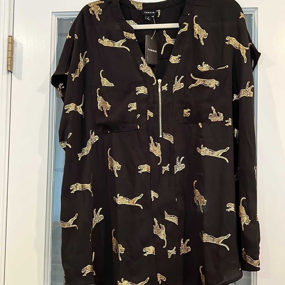 Torrid short sleeve chiffon blouse